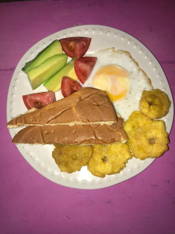Hostal Johnnier Macao Punta Cana Eksteriør billede