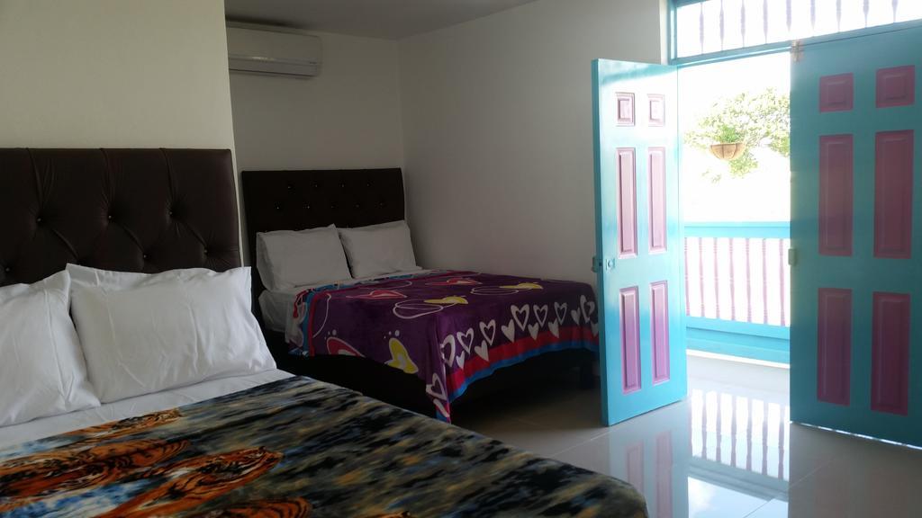 Hostal Johnnier Macao Punta Cana Værelse billede